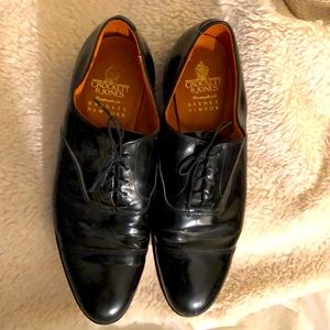 Men’s patent leather tux shoe.